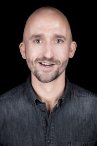 Die Bunte Stunde Markus Barth im Ausgang Podcast Interview als schwuler Comedian
